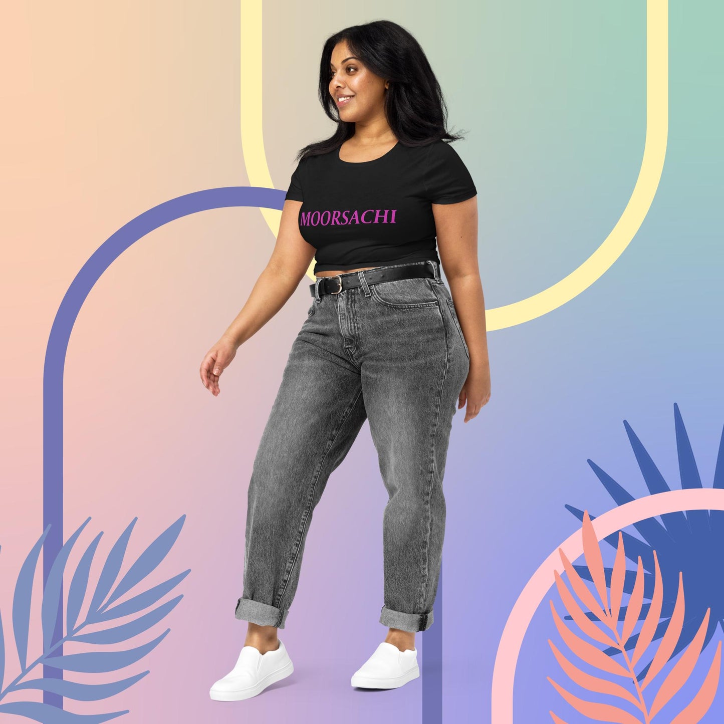 MOORSACHI CHIC - Women’s Crop Tee